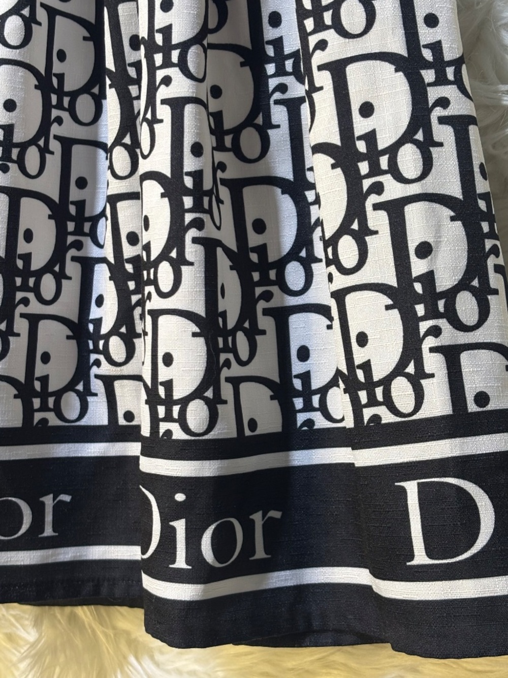 Rare! [Baby Dior] EUC Black White Short Sleeve Toddler Party Dress | 36 · 2T - Picture 4 of 13